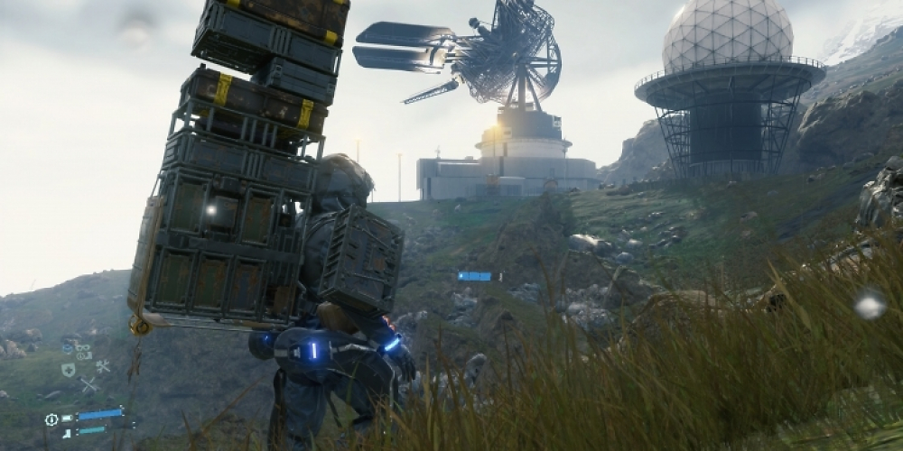 Alle Cameos in Death Stranding - Auch in der Wetterstation findet ihr eine Berühmtheit.