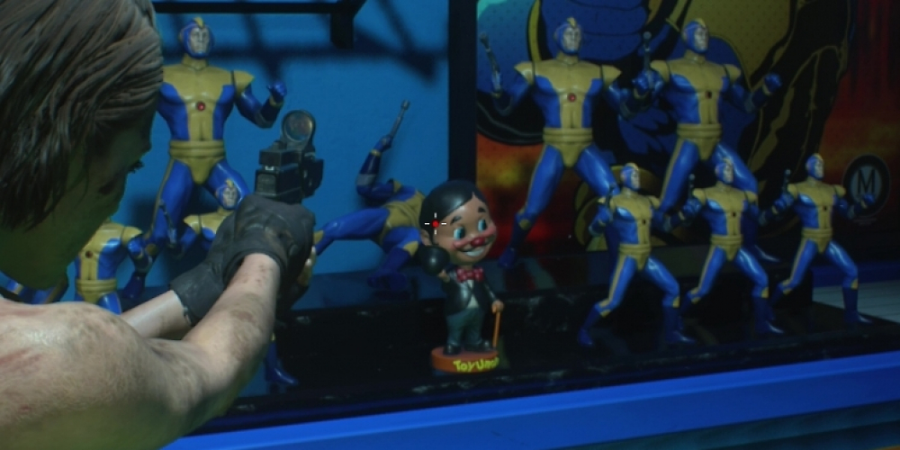 Jill Valentine zielt in Resident Evil 3 auf eine Mr. Charlie-Figur.