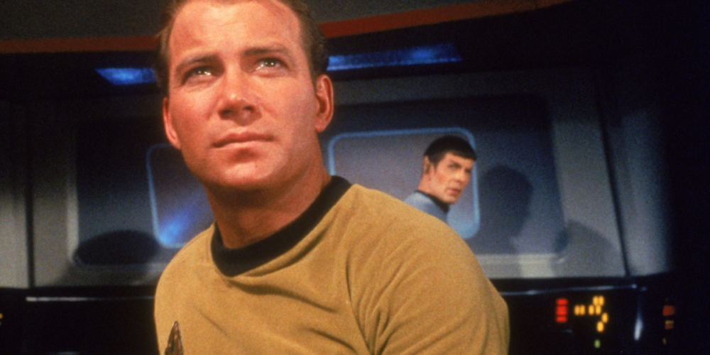 Selbst für Captain Kirk können Firmenweihnachtsfeiern peinlich enden.