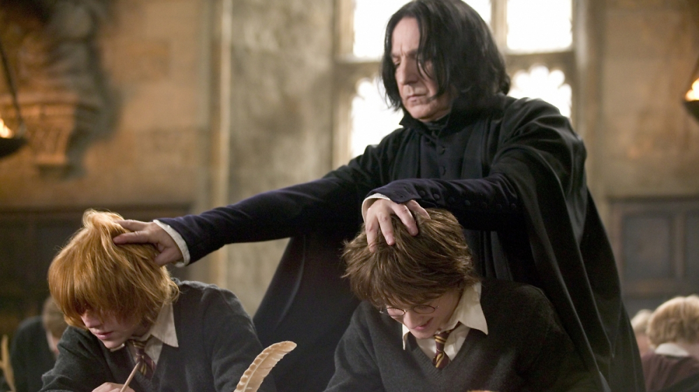 Jetzt jubeln auch Nicht-Harry Potter-Fans: Regisseur von Andor mit an Bord
