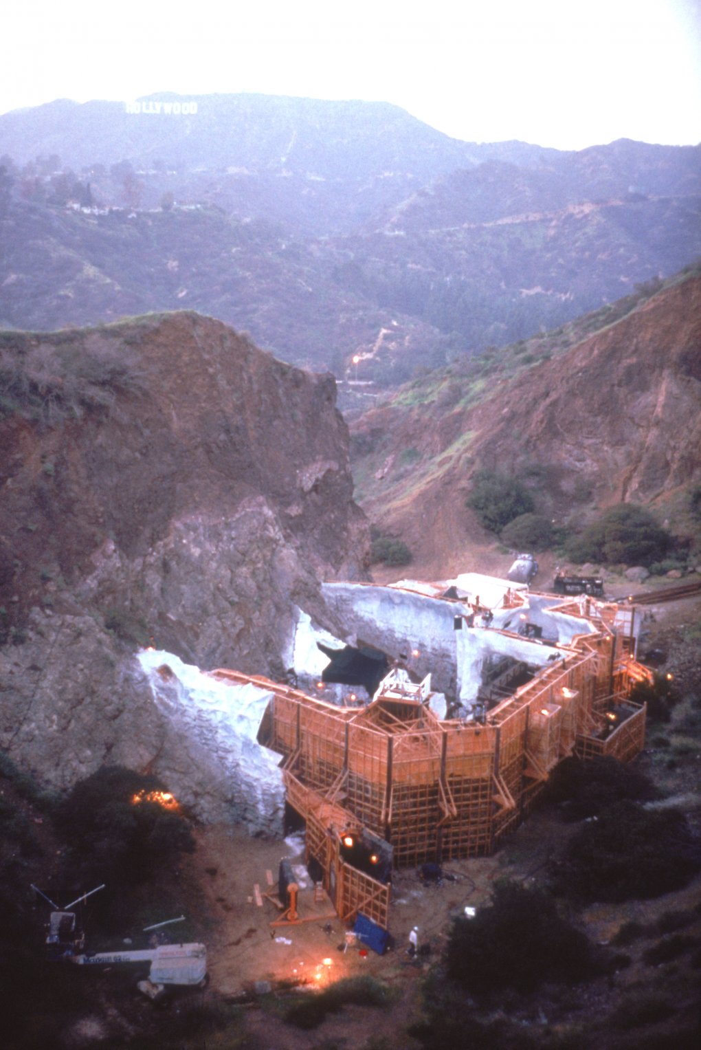 Der Bronson Canyon bei Los Angeles wird im Hochsommer zum Eisplaneten.