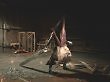 Pyramid Head mit Schwert in der Hand in der Nahaufnahme