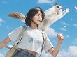 inZOI Frau mit Katze vor Himmel