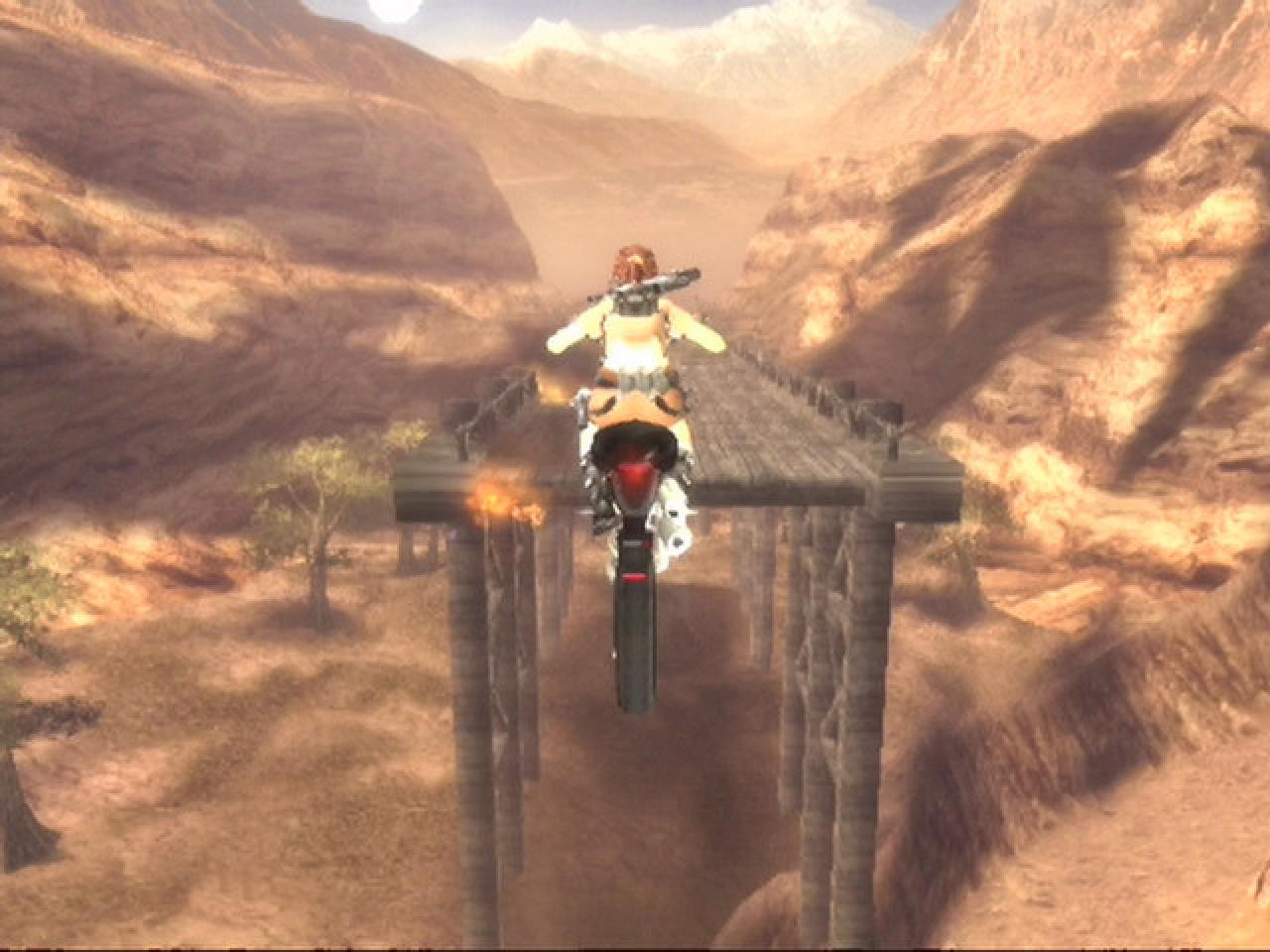 [06/04/2006] Mit Lara am Steuer können Ducatis auch fliegen