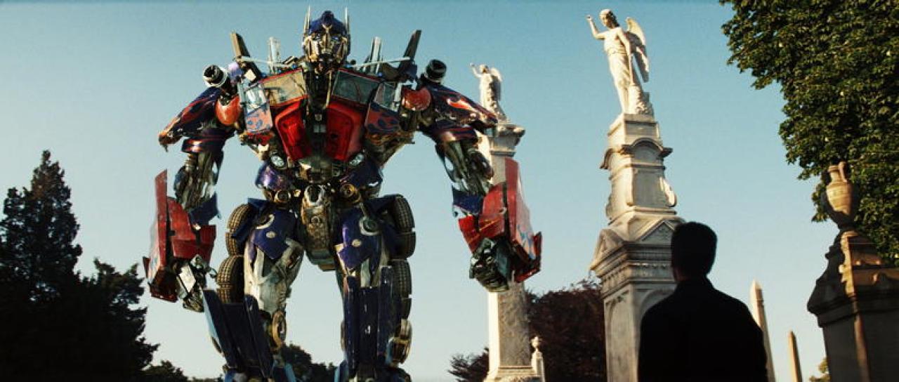 [10/12/2010] Transformers: Dark of the Moon in der Filmkritik. (2)