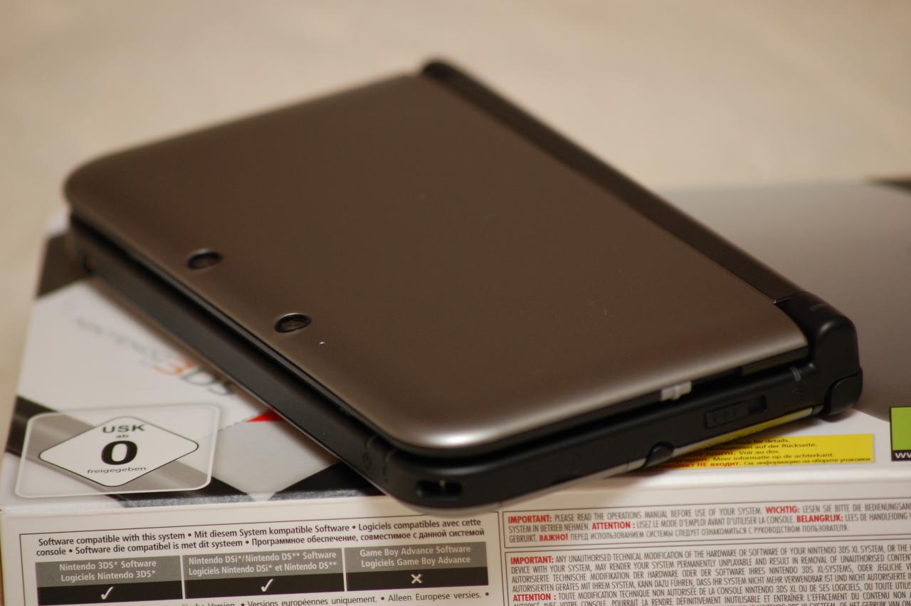 [07/07/2012] Der 3DS XL ist knapp 2 cm breiter und länger als sein Vorgänger.