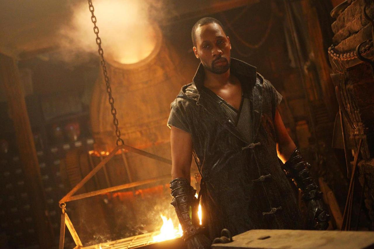 [22/11/2012] The Man with the Iron Fists in der Filmkritik: RZA übernimmt Drehbuch, Regie und Hauptrolle - zu viel auf einmal