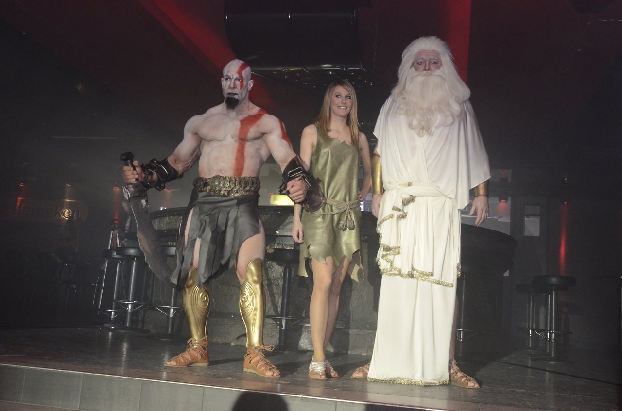 [07/03/2013] Kratos in Zürich: Zum Launch-Event wurde eine richtige Show veranstaltet. Im Mittelpunkt standen aber Spiel und Entwickler. (4)