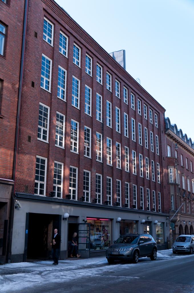 [06/06/2013] Seine Heimat hat Housemarque in diesem schlichten Häuserblock in Helsinki, der Hauptstadt Finnlands.