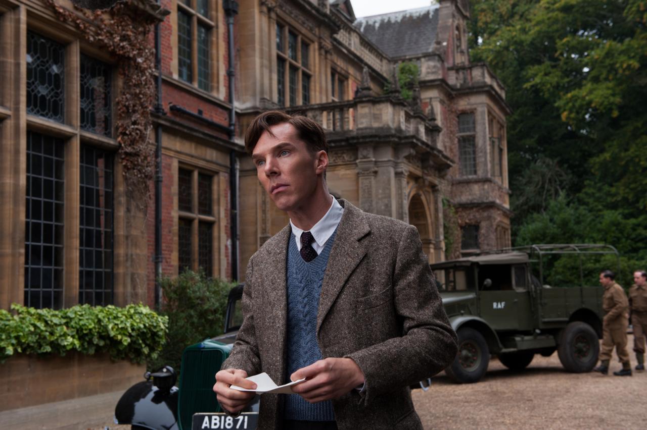 [13/01/2015] Cumberbatch kramt den schrulligen Sherlock aus der Tasche.