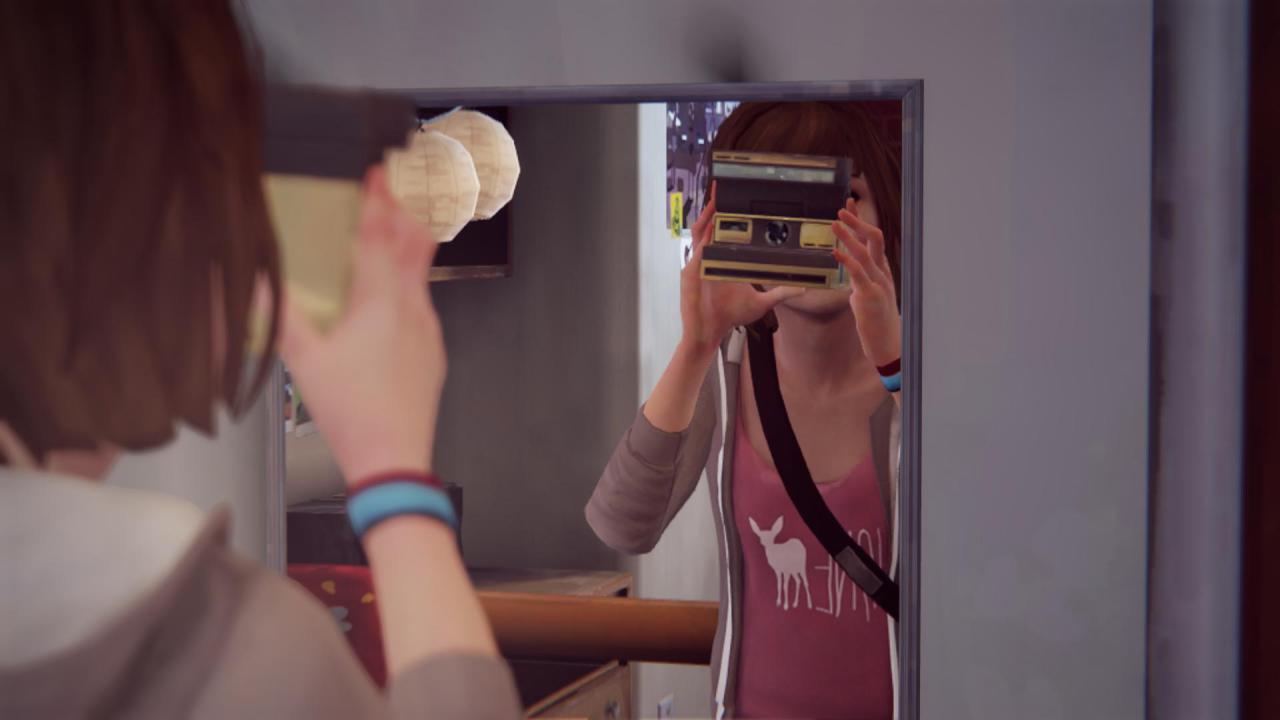 [02/02/2015] Life is Strange im Test: Die scheue Fotografin Max findet sich in Arcadia Bay zurecht.