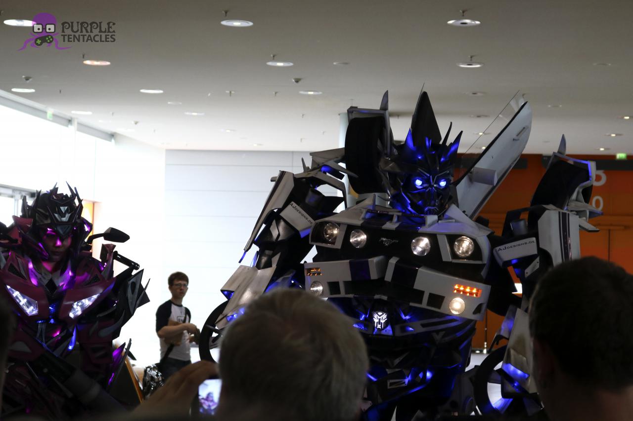 [28/06/2016] Zwei Transformer als Walking Act, Ankleidezeit: ca 30 min