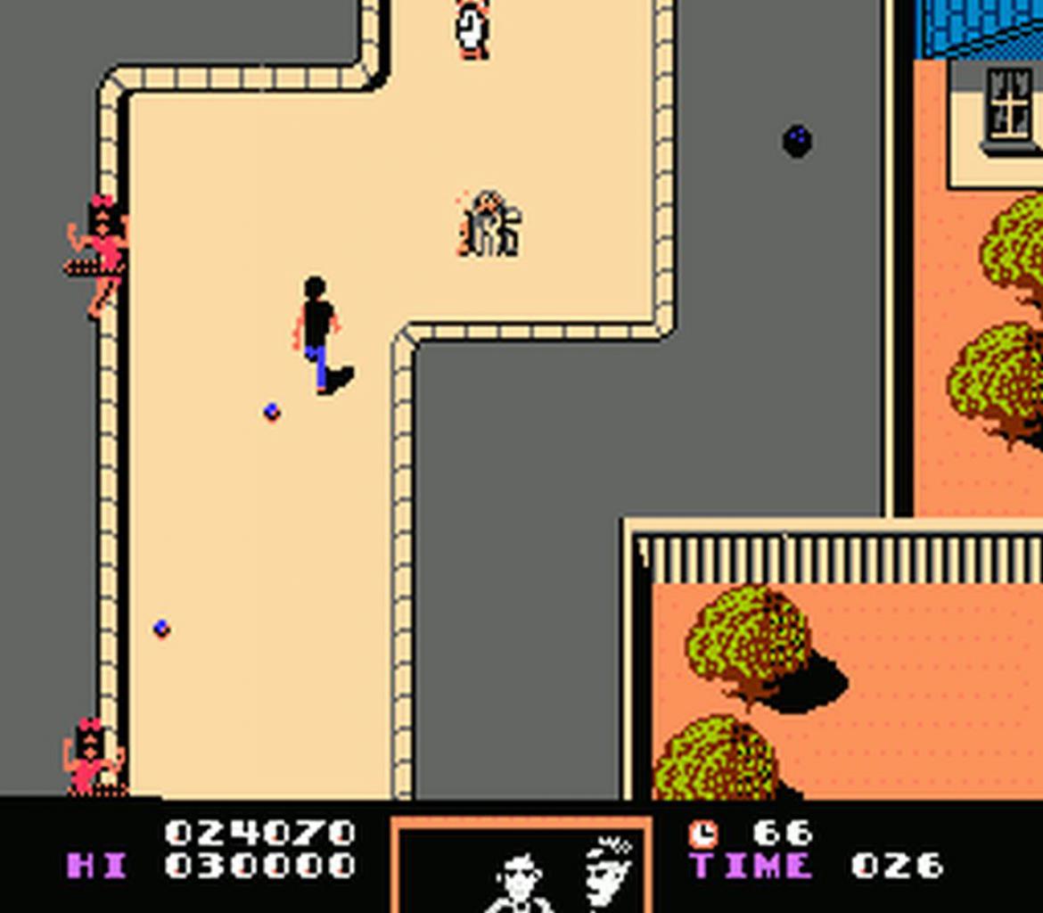 [19/01/2017] Nicht sehr spannend: Im NES-Oldie Back to the Future aus dem Jahr 1989 sammelt man als Marty McFly Wecker ein.