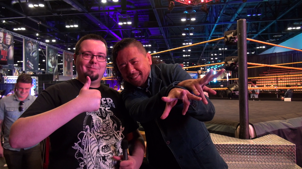 [01/04/2017] PCG-Redakteur Chris mit dem zweifachen NXT-Champion Shinsuke Nakamura.