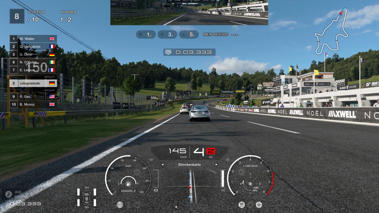 [20/10/2017] Gran Turismo Sport läuft auf der PlayStation 4 Pro bei flüssigen 60 Bildern die Sekunde. Auf der Standard-PS4 ist dieser Wert geringer, dennoch bleibt der Titel gut spielbar. 