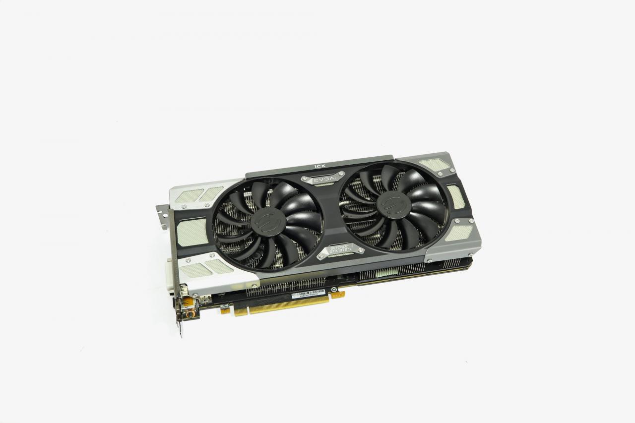 [27/11/2017] EVGA GTX 1070 Ti FTW2