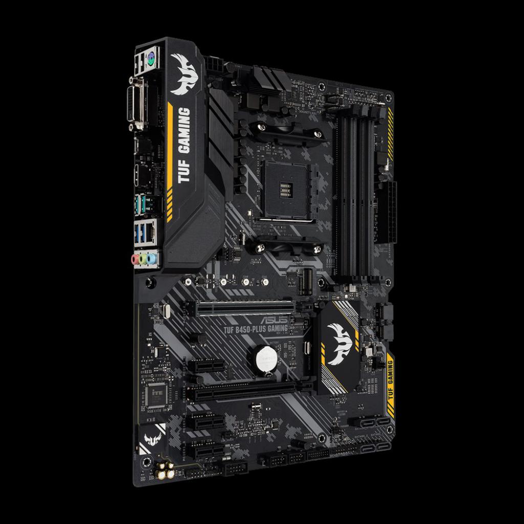 [13/07/2018] Links oben erkennt man gut das Backpanel mit den Anschlüssen - dies kommt bündig passend ans Slotblech der Gehäuserückseite.