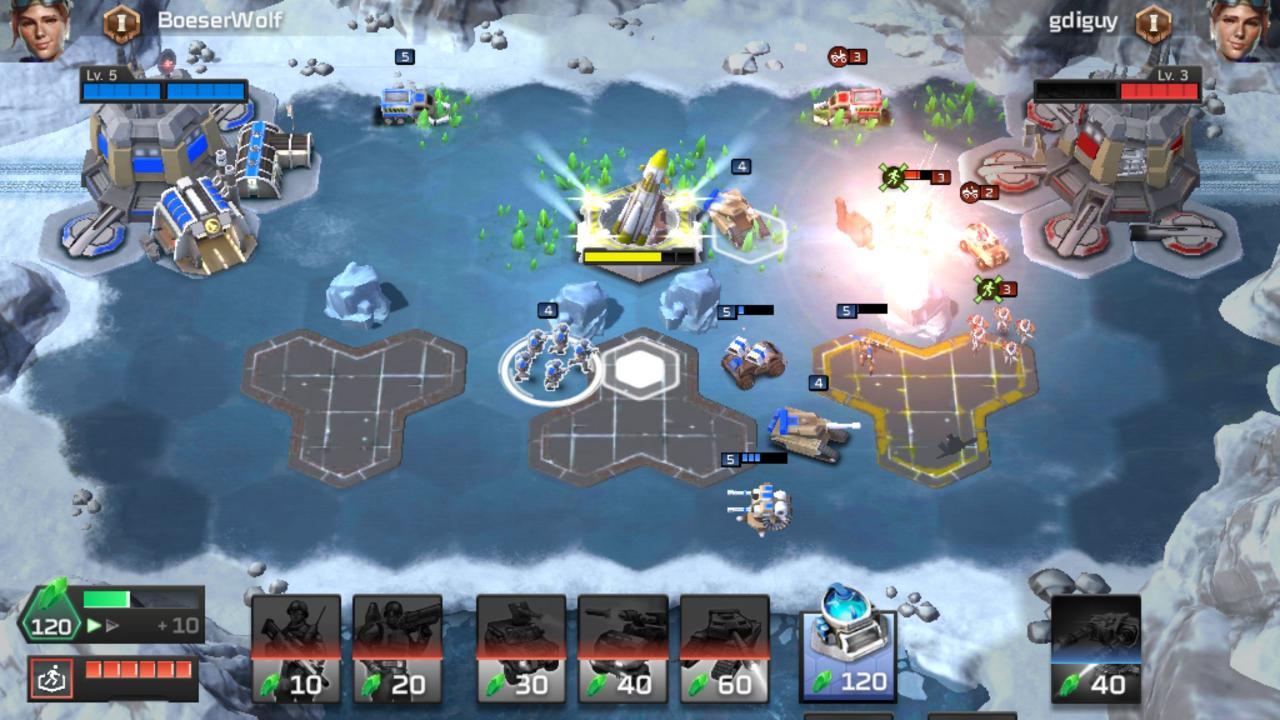 [14/12/2018] Command & Conquer: Rivals - Ein Match aus der Bronzeliga. Wir (blau und links) sind im Angriff und stehen kurz vor dem Sieg. Unser Gegenspieler musste schon einen Atomraketeneinschlag hinnehmen und wurde mit seinen Truppen bis zu seinem HQ zurückgedrängt.