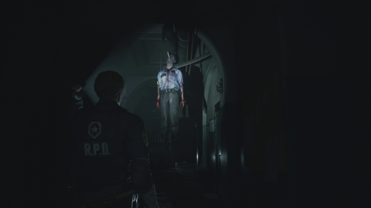 [22/01/2019] Resident Evil 2 ist wunderbar gruselig. Das Zusammenspiel von Lichteffekten, Soundkulisse und den verstümmelten leichen überall sorgt&nbsp;