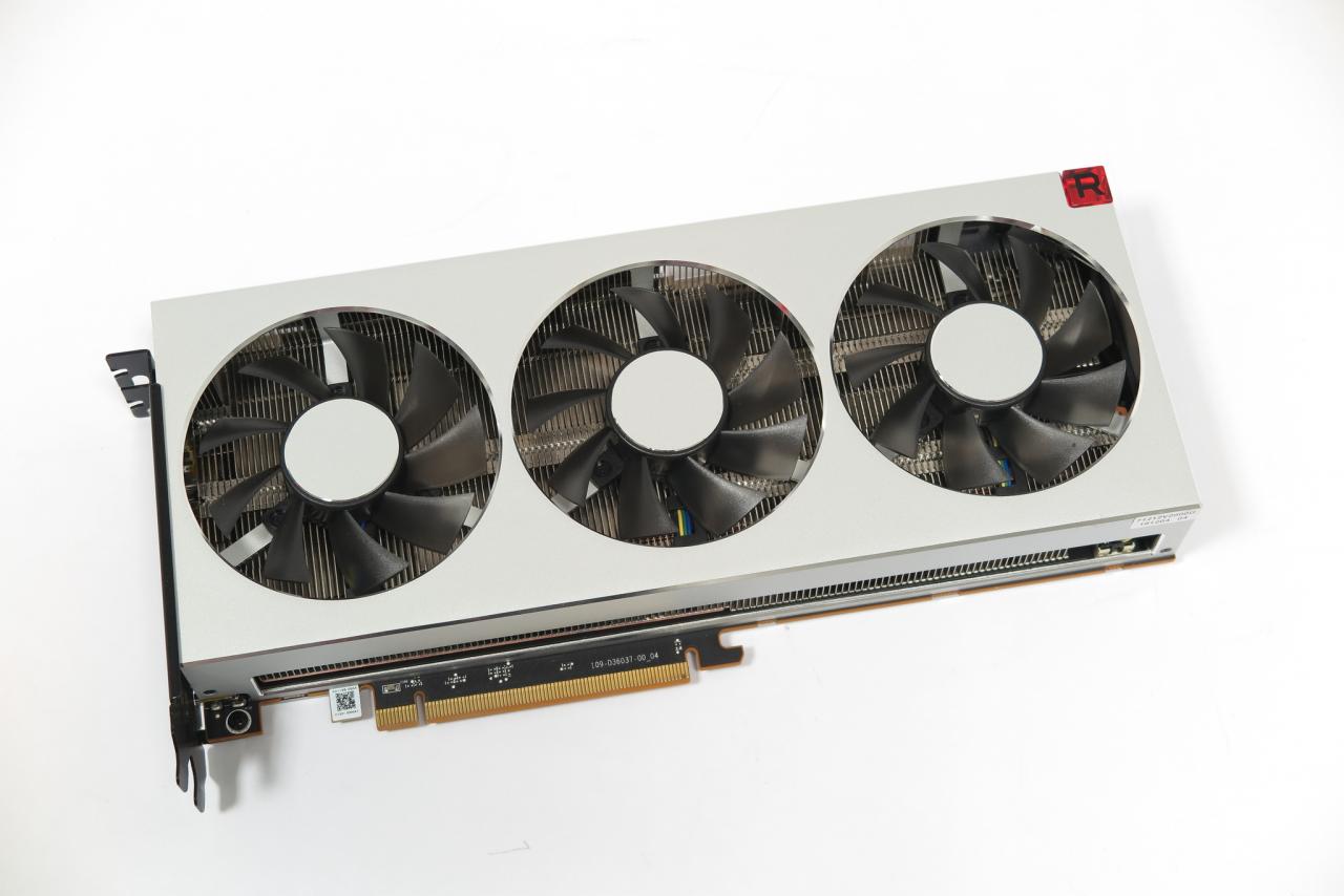 [10/04/2019] Radeon VII: über 13 TeraFLOPS für unter 600 Euro