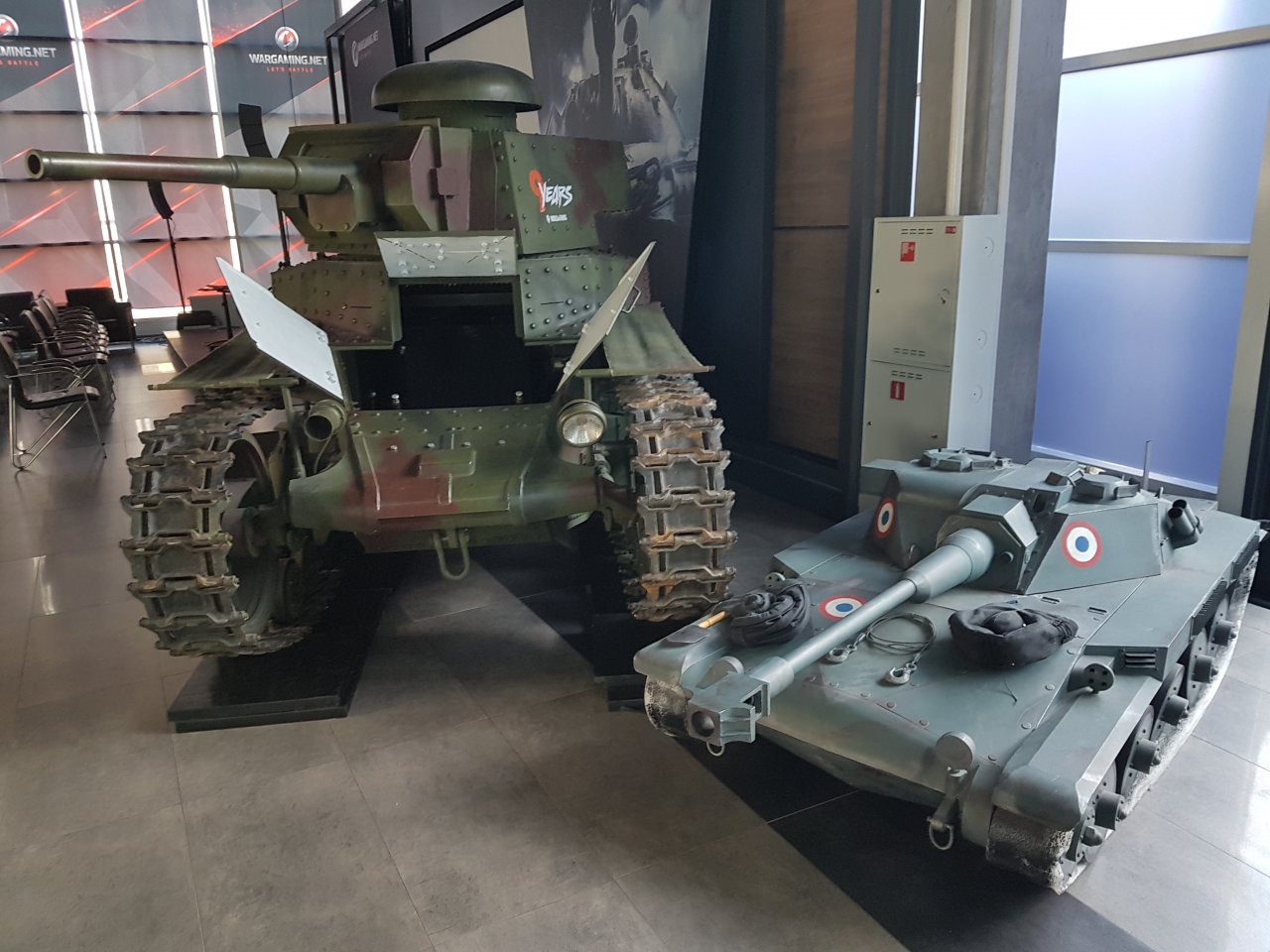[20/09/2019] Selbst im Hauptquartier von Wargaming stehen die Panzer herum.&nbsp;