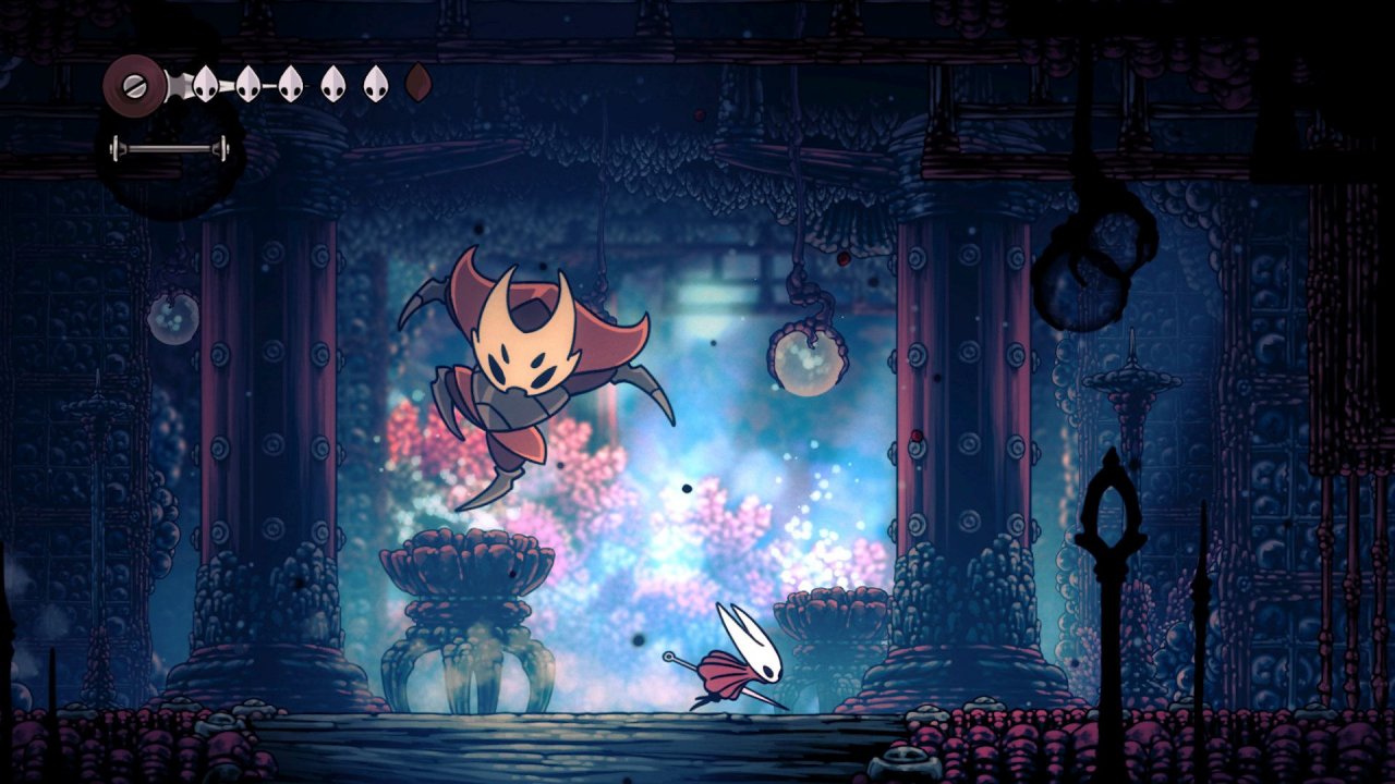Hornet aus Hollow Knight: Silksong rennt vor einem springenden Gegner weg.