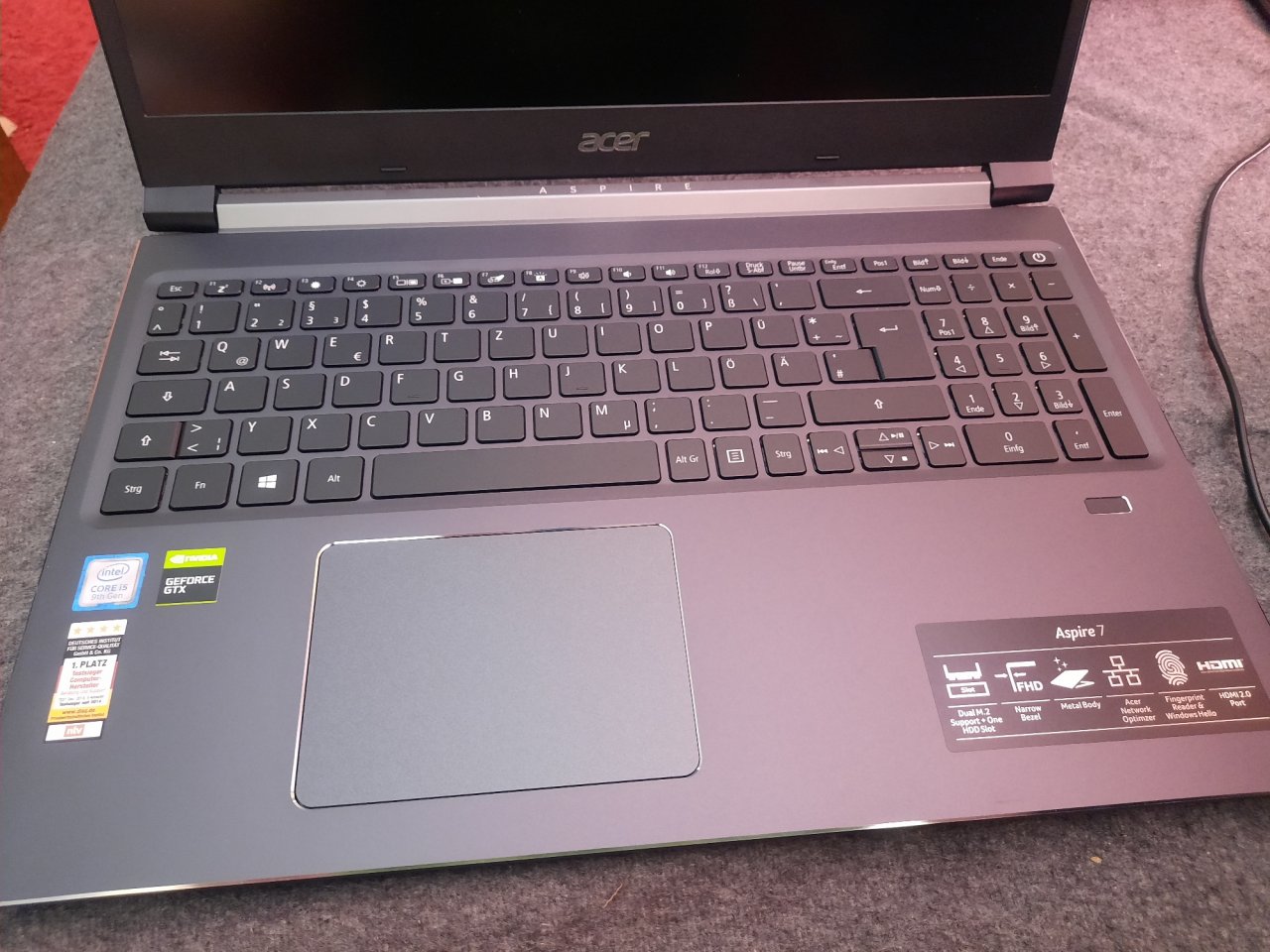 [28/04/2020] Der Arbeitsbereich des Acer Aspire 7 A715-74G