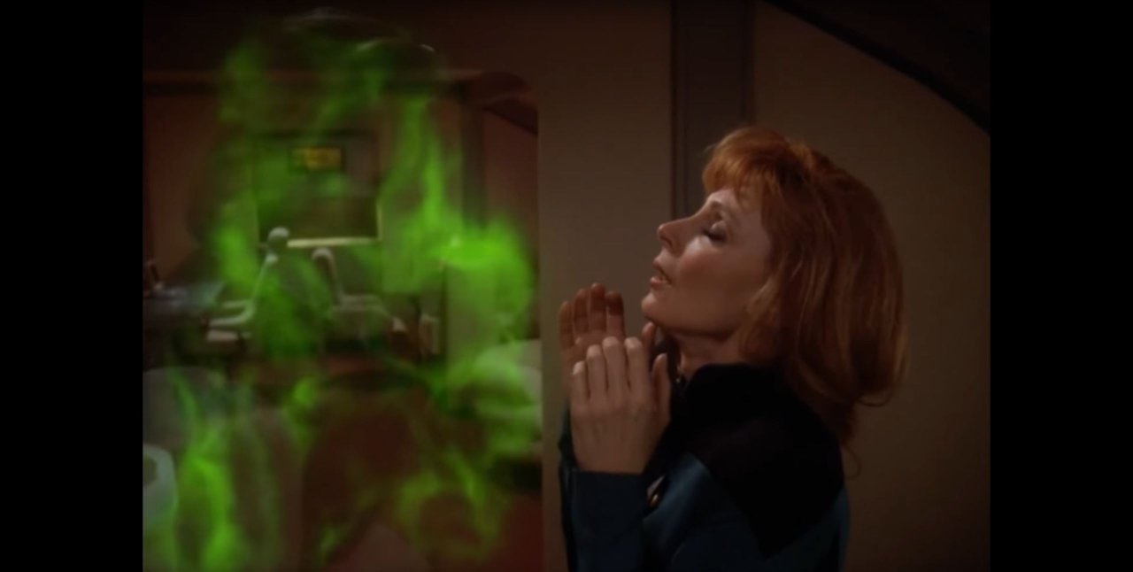 [23/10/2020] Wer schon immer dabei zusehen wollte, wie Dr. Beverly Crusher mit einem außerirdischen Schotten-Geist flirtet, ist bei der Folge „Ronin“ goldrichtig. &nbsp;