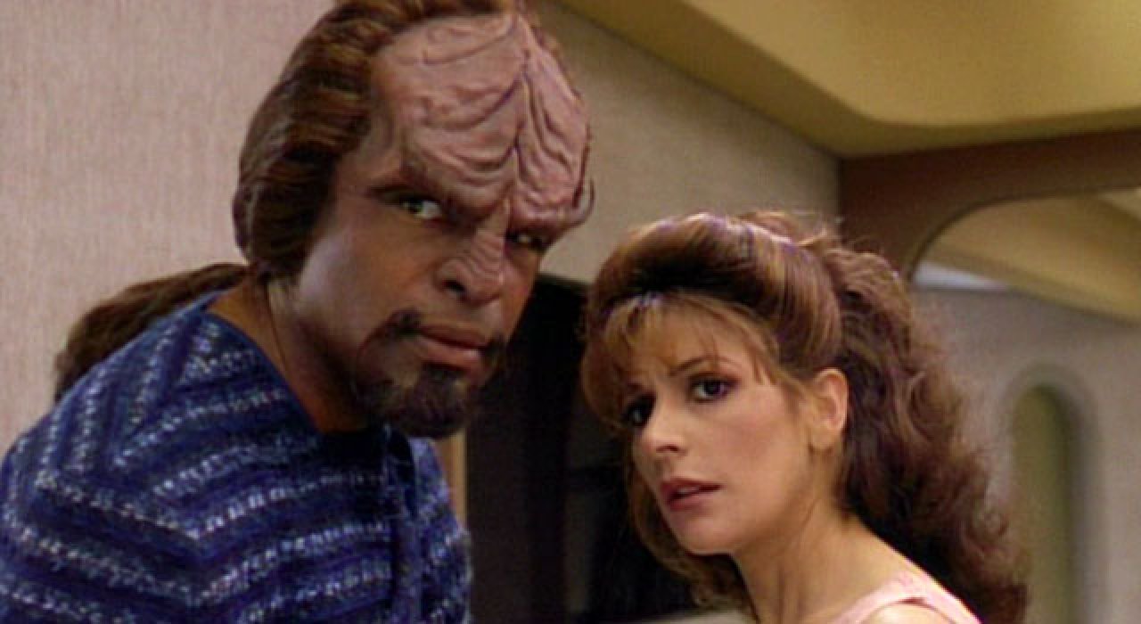 [23/12/2020] Mariana Sirtis und Michael Dorn verband zunächst eher nervöse Anspannung. Später wurde daraus jedoch eine echte Freundschaft, die heute noch besteht. &nbsp;
