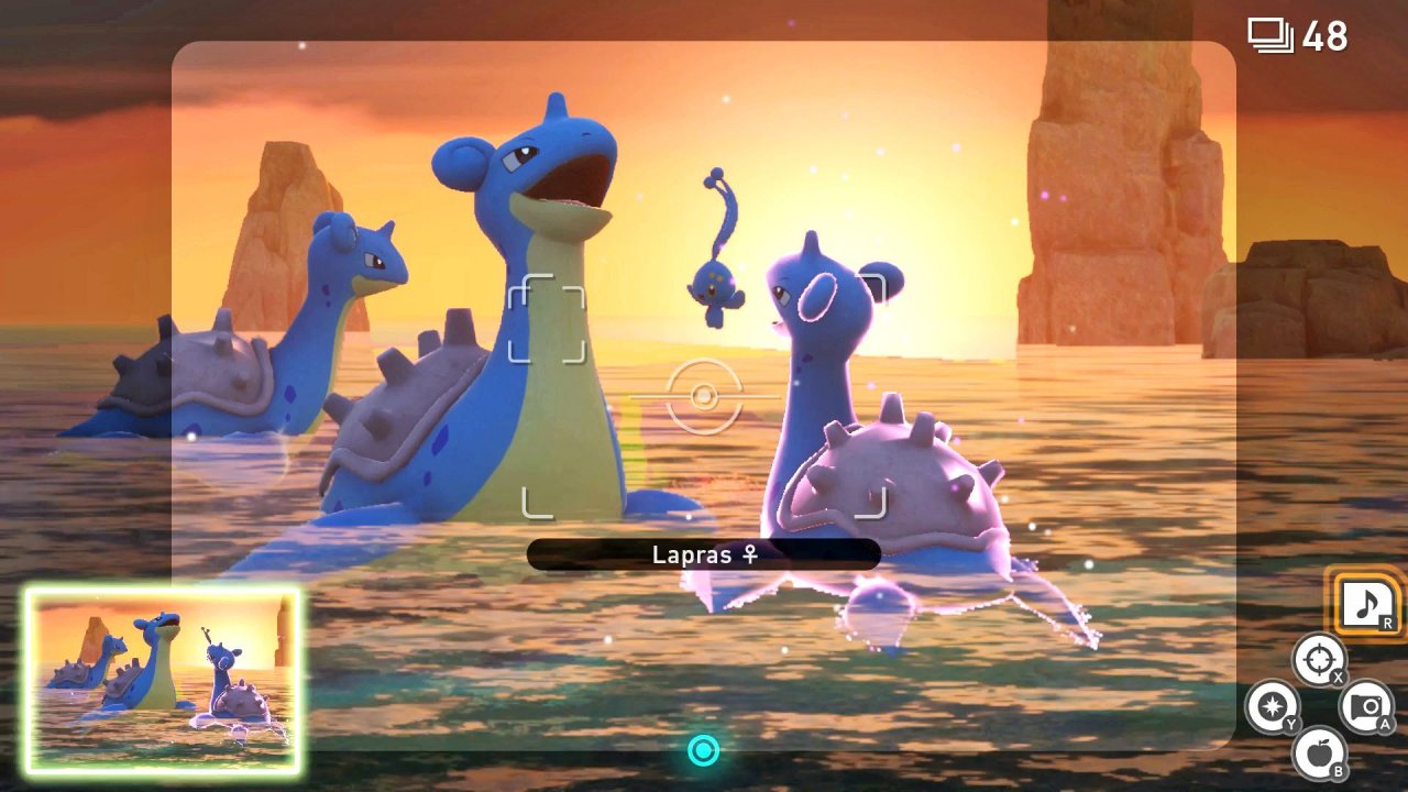 [05/05/2021] Manaphy springt zwischen den singenden Lapras am Copia-Riff (Abend) hervor.