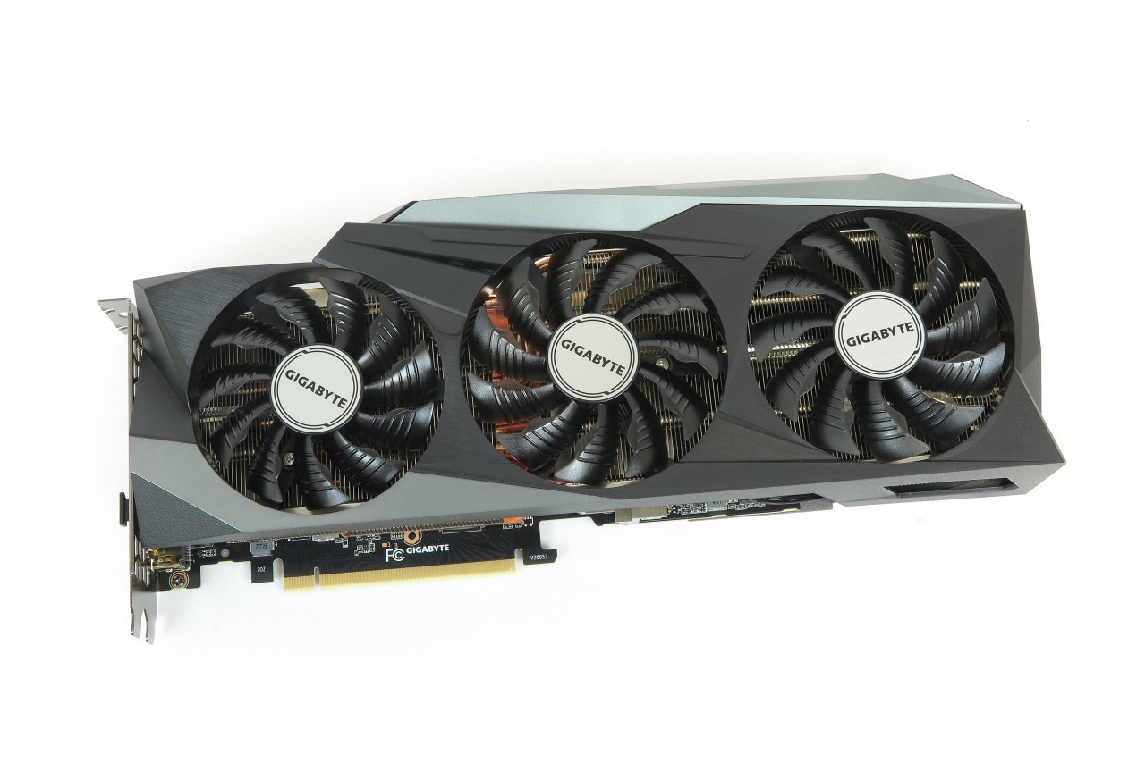 [01/07/2021] Bei der GeForce RTX 3080-Reihe, hier ein Modell von Gigabyte, bezahlt man beim günstigsten Angebot aktuell über 800 Euro weniger als noch im Mai.