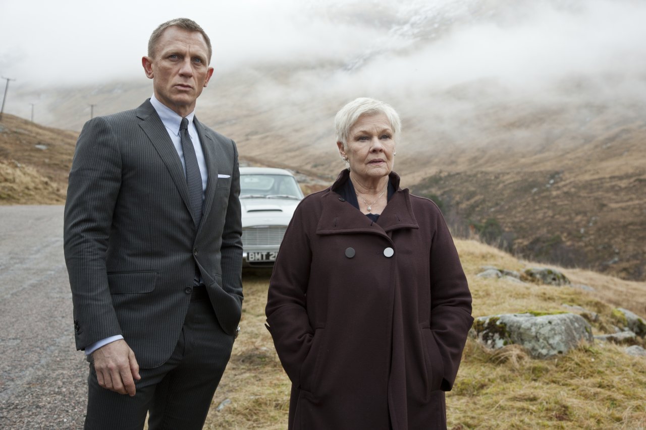 [01/10/2021] James Bond - Keine Zeit zu Sterben in der Filmkritik: Emotionalster Bond verabschiedet und ehrt Daniel Craig als 007 (10)