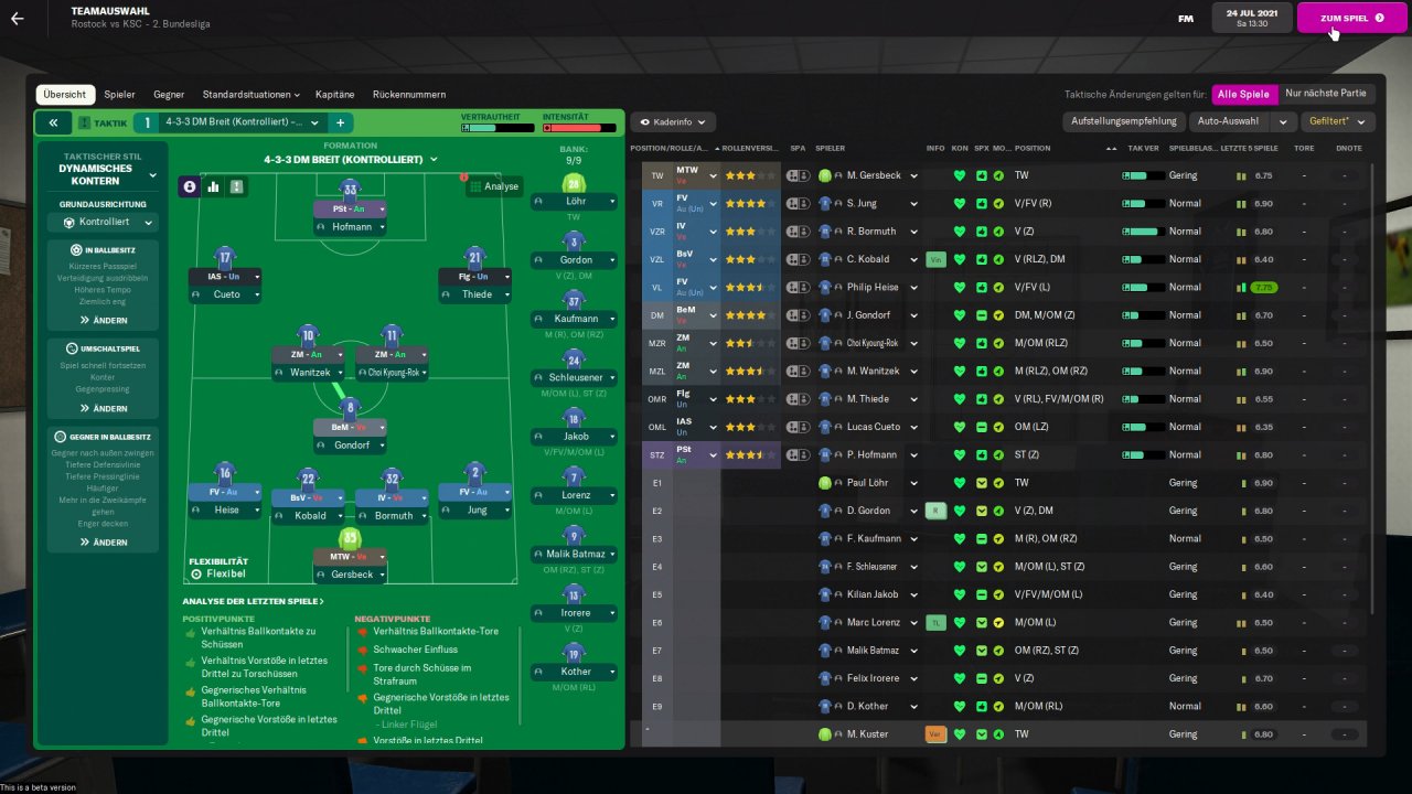[11/11/2021] Bei der taktischen Aufstellung eures Teams habt ihr freie Hand. Wenn ihr wollt, könnt ihr auch in einer abgefahrenen 1-1-8-Formation spielen.