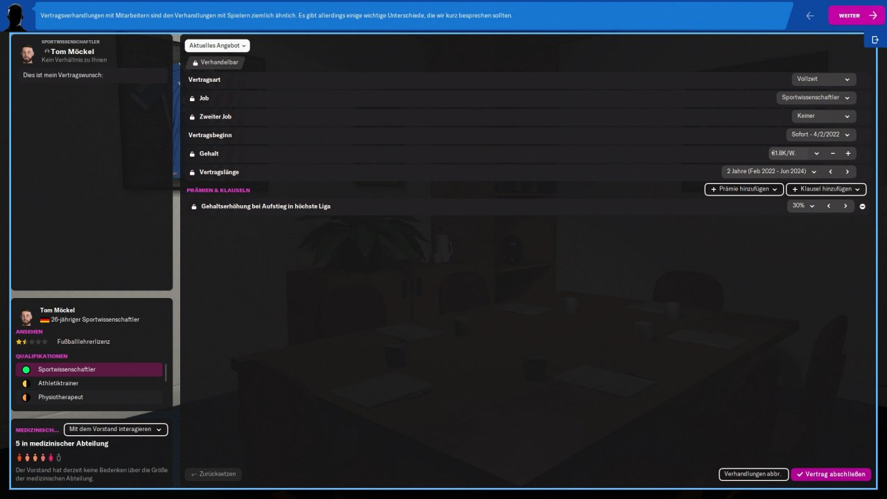 [11/11/2021] Ein richtiges Tutorial gibt es im Football Manager leider nicht. Ihr bekommt ledigilich ein paar Hilfetexte eingeblendet.