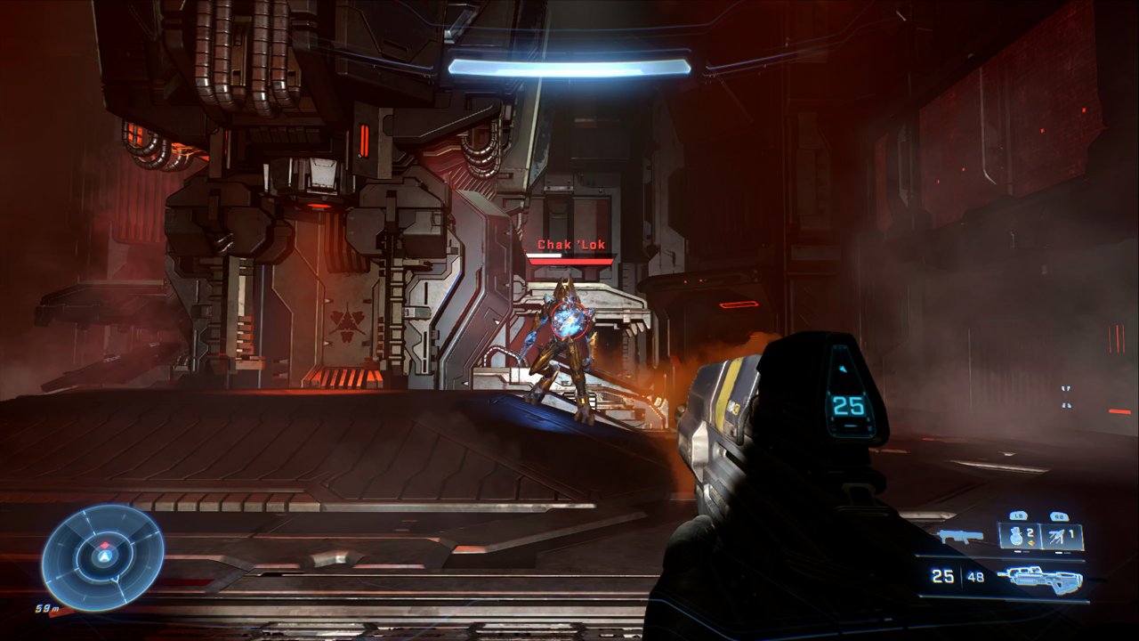 [18/11/2021] Hin und wieder setzt euch Halo Infinite auch ein paar Bossgegner vor, die neben einer üppigen Lebensleiste auch noch eine Panzerung mit sich rum tragen.