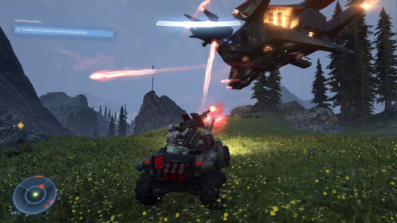 [06/12/2021] Typisch Halo: Im Warthog steigen automatisch KI-Begleiter ein und eröffnen bei Gelegenheit das Feuer.