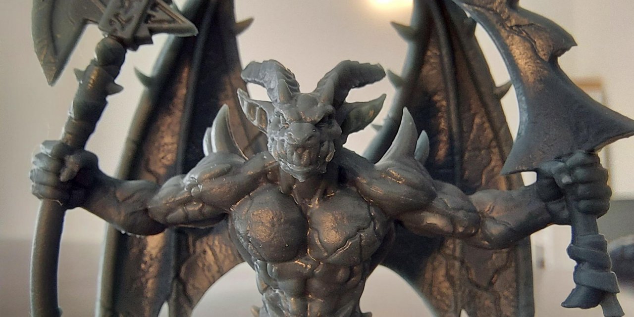[22/02/2022] Der Gargoyle aus der Nahansicht: Die Figuren wurden liebevoll gestaltet.