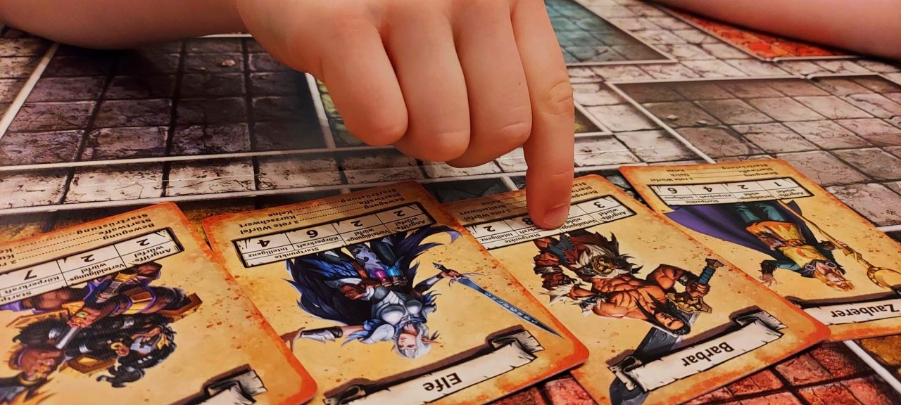 [22/02/2022] Bis zu fünf Spieler können HeroQuest gemeinsam erleben.