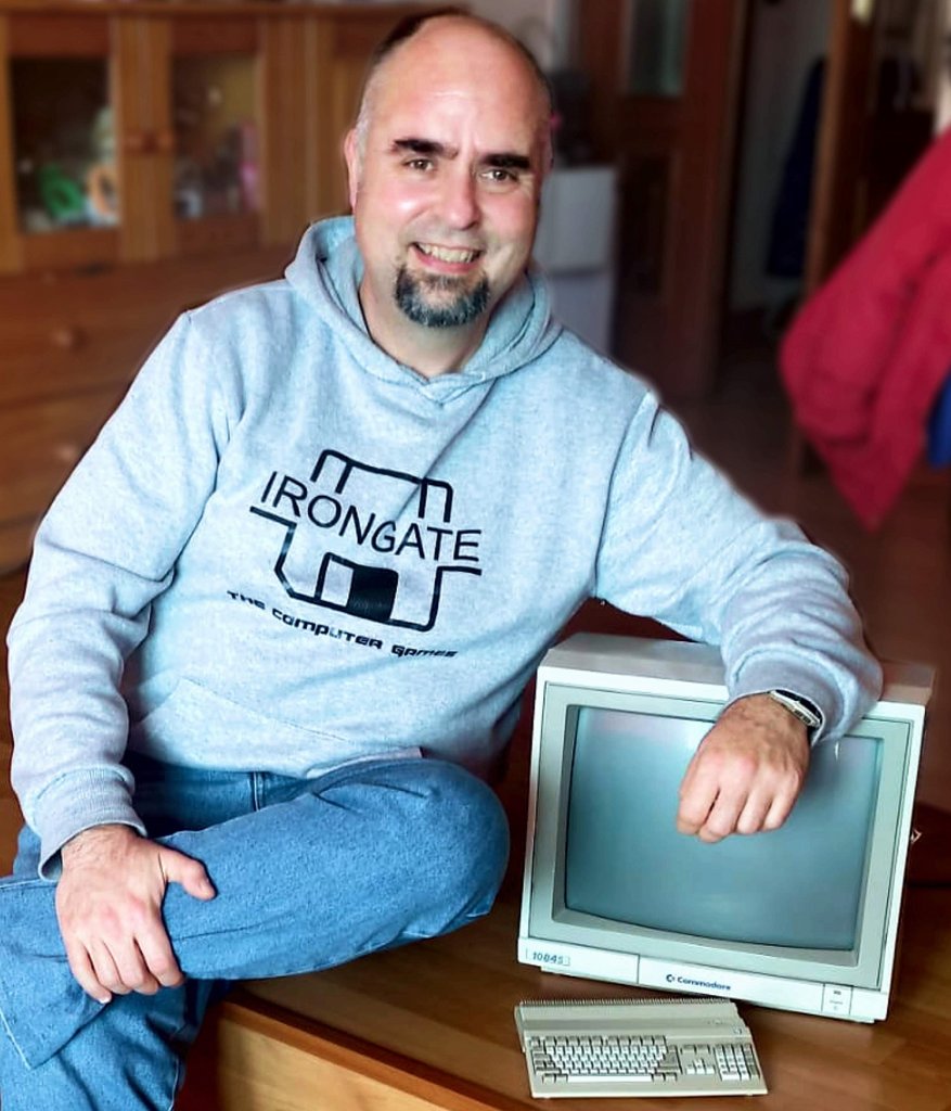 [29/04/2022] „Es geht nicht ums Geld, es geht um Spaß. Wenn Fans mich nach Packungsversionen meiner Spiele fragen, produziere ich einige wenige und berechne den Selbstkostenpreis.“ José „Jojo“ González, Entwickler von 1987: Escape in Berlin &nbsp;