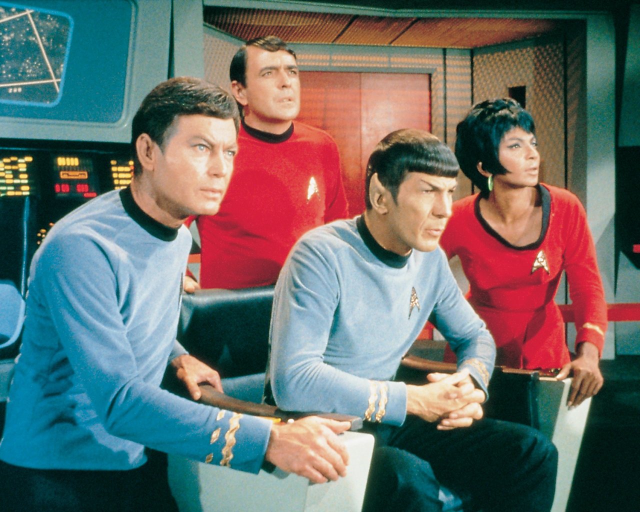 Star Trek Crew im Raumschiff