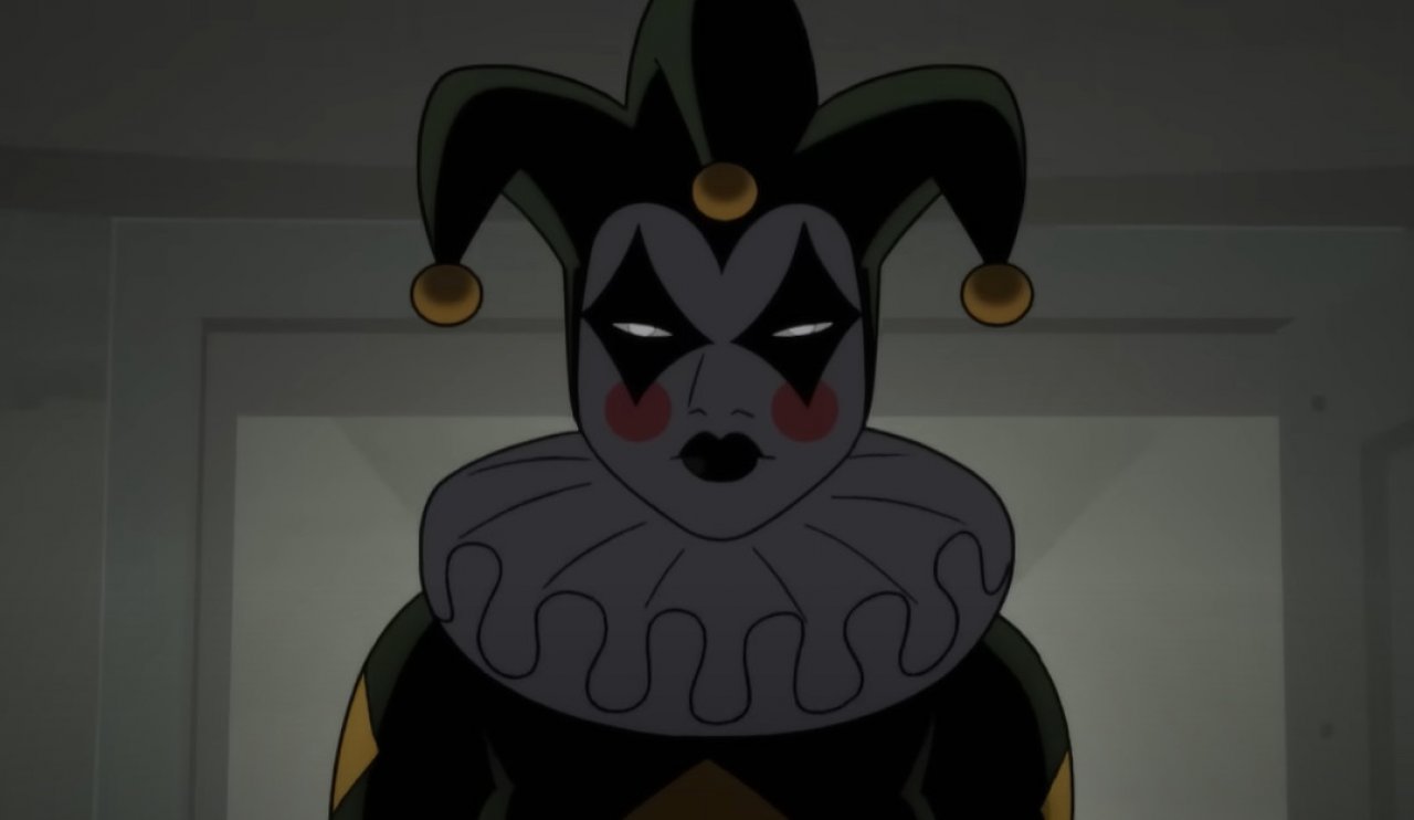 Harley Quinn in voller Clown-Montur.