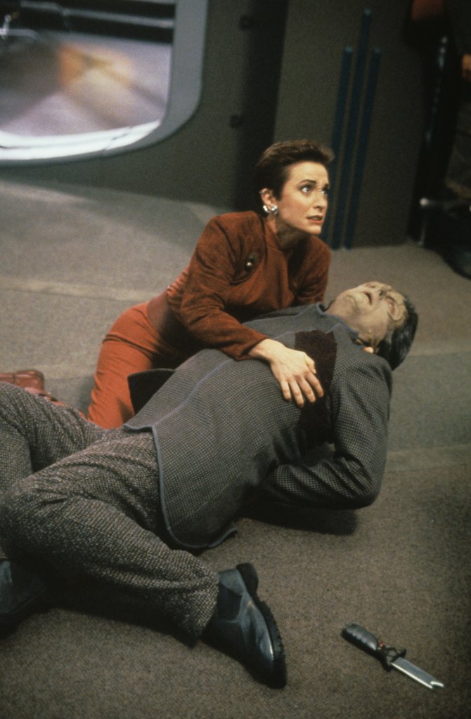 Nana Visitor und Harris Yulin in der epochalen Episode Duet