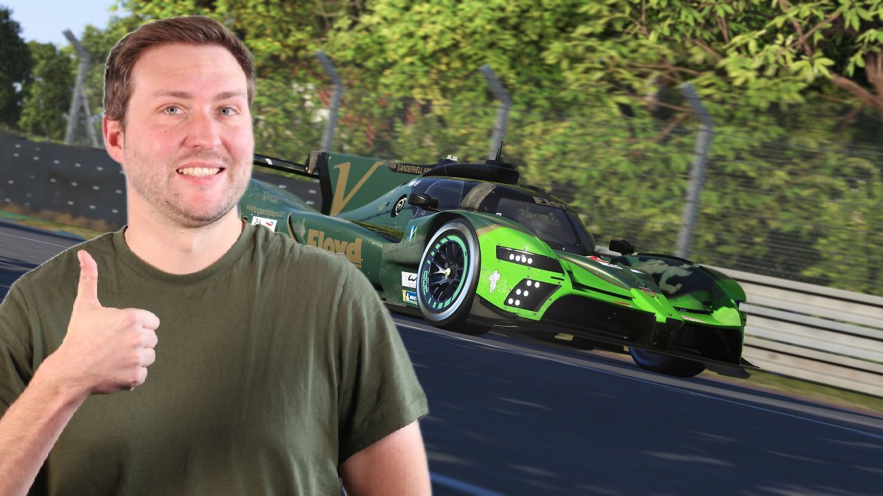 Ein grünes Fahrzeug steht auf der Strecke in Le Mans Ultimate