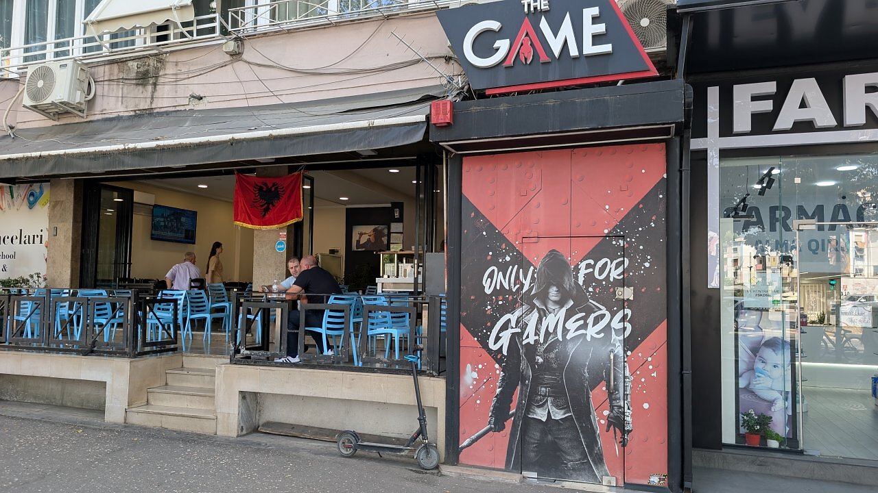 Ein Gamer Café in Tirana