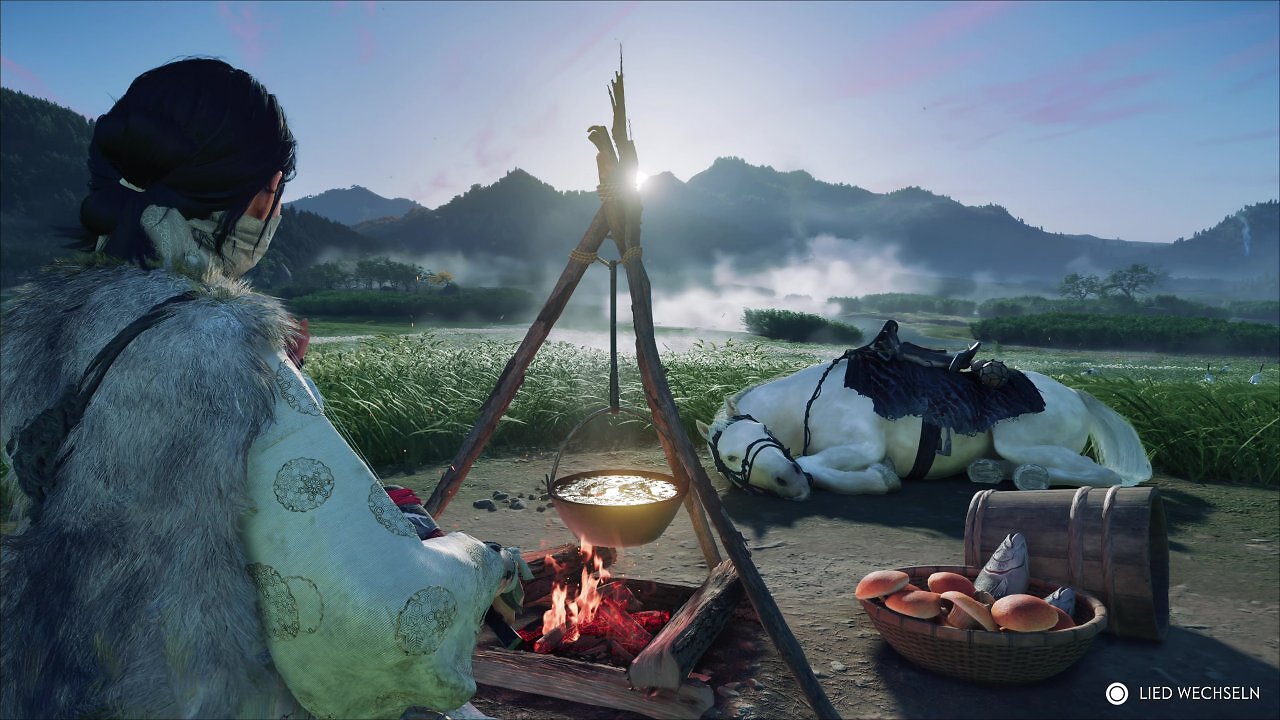 [24/09/2025] Im Lager können wir uns ausruhen, kochen, essen, Munition herstellen, auf unserer Shamisen spielen und einfach nur die Aussicht genießen.