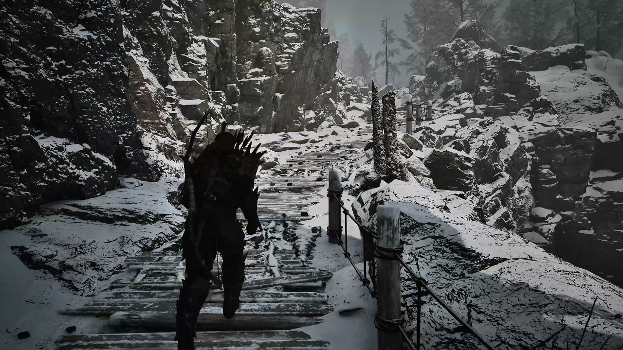 Der Held läuft über einen schneebedeckten Bergweg.