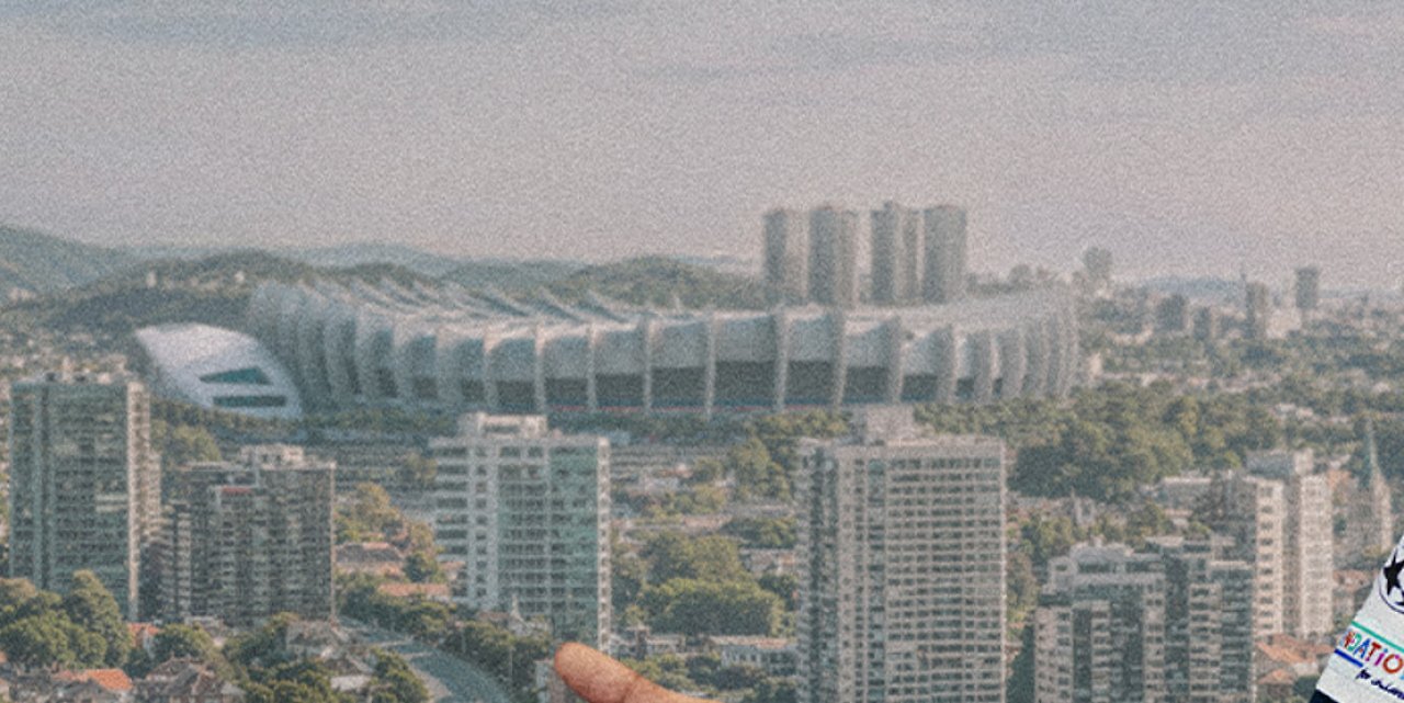 [23/07/2026] Paris Saint-Germain - Ein Banner und der Parc des Princes stehen für Mbappés früheren Verein.