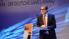 Alexander Dobrindt, Internetminister? Was haben Spiele mit dem Verkehrsminister zu tun?