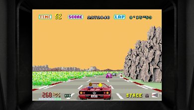 In den SEGA-Spielhallen dürft ihr die Klassiker OutRun und Space Harrier zocken.