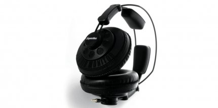 Der bewährte Superlux HD668-B für knapp 30 Euro ist ein Beispiel für einen günstigen Kopfhörer, der klanglich auch mit vielen deutlich teureren Produkten mithalten kann.